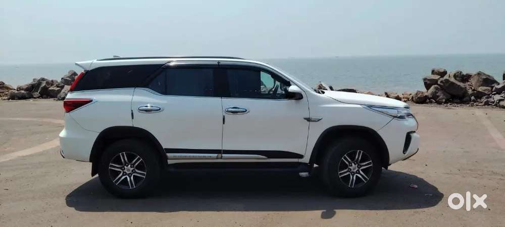Toyota Fortuner 2017 Diesel 150000 Km Driven