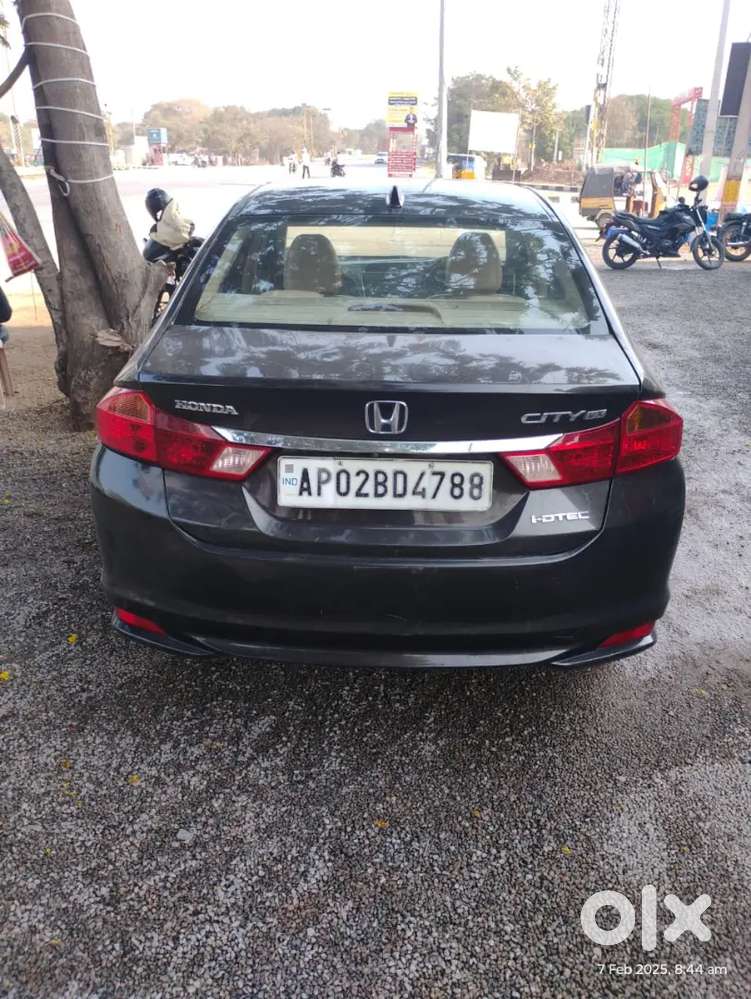Honda City Vx Mt Diesel 2015  Excellent Condition  Single Family Own
