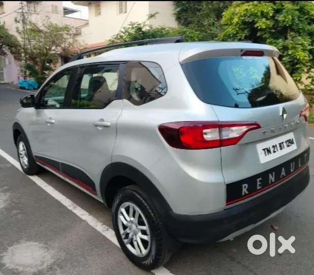 Renault Triber Rxt, 2023, Petrol