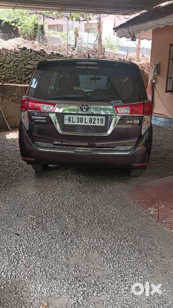 Toyota Innova Crysta 2016