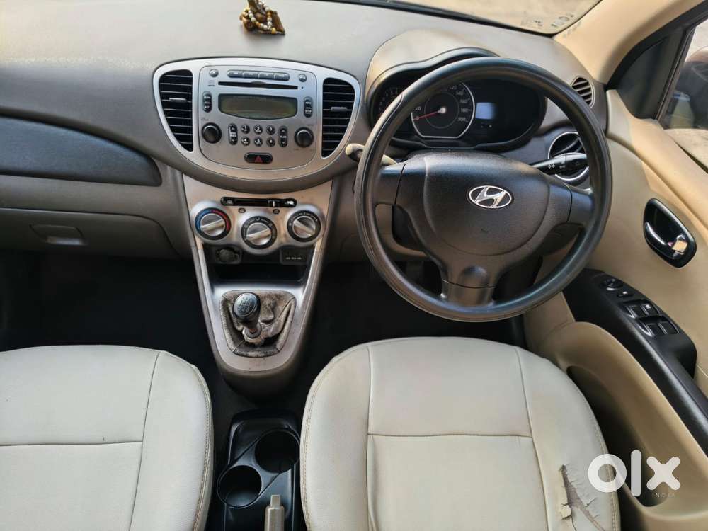 Hyundai I10 Sportz, 2012, Petrol