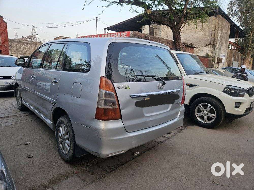 Toyota Innova 2.5 Vx 7 Seater Bs Iv, 2012, Diesel