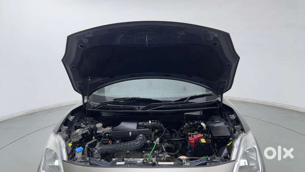 Maruti Suzuki Swift Vxi Cng, 2023, Cng & Hybrids