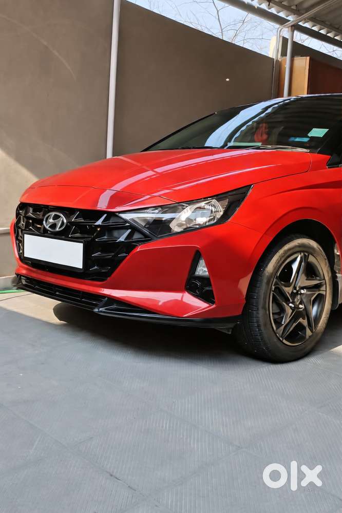 I20 Sportz In Very Light Used Condition And Proper Service History