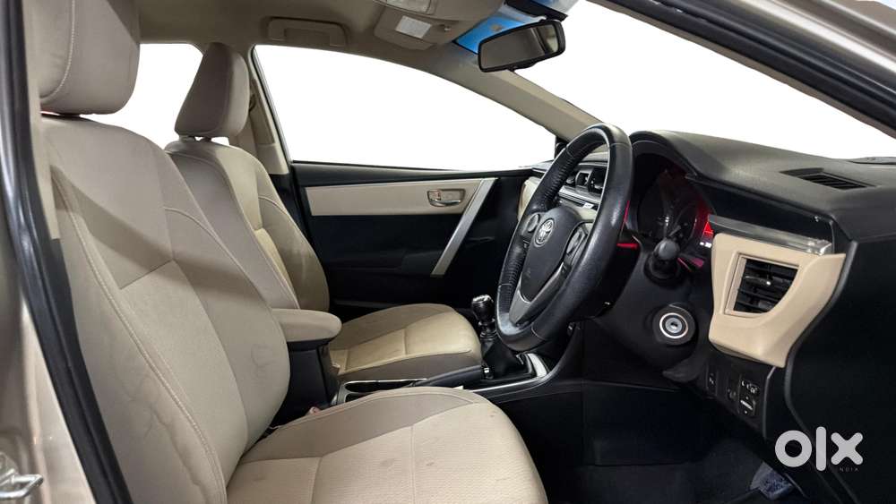 Toyota Corolla Altis G Mt, 2015, Petrol