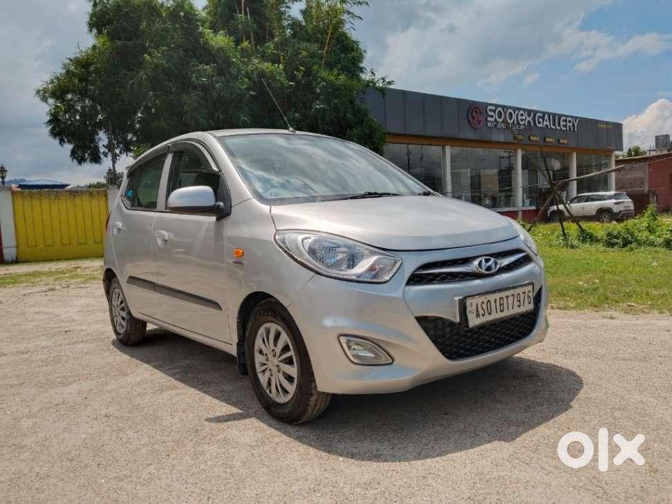 Hyundai I10 Sportz, 2015, Petrol