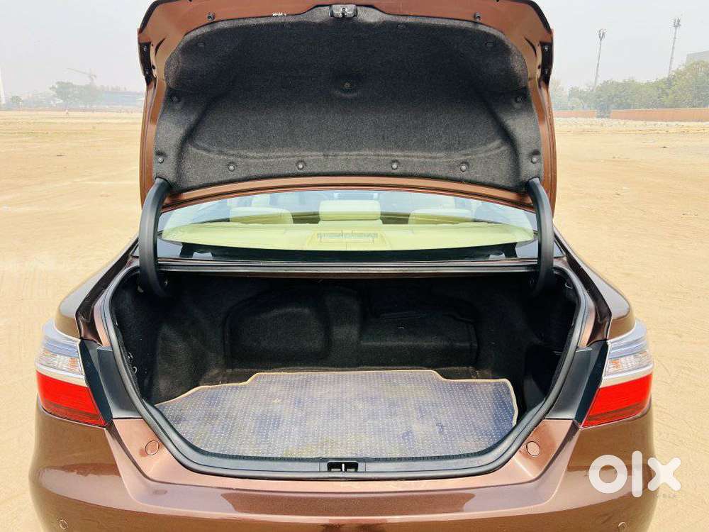 Toyota Camry Hybrid, 2017, Petrol