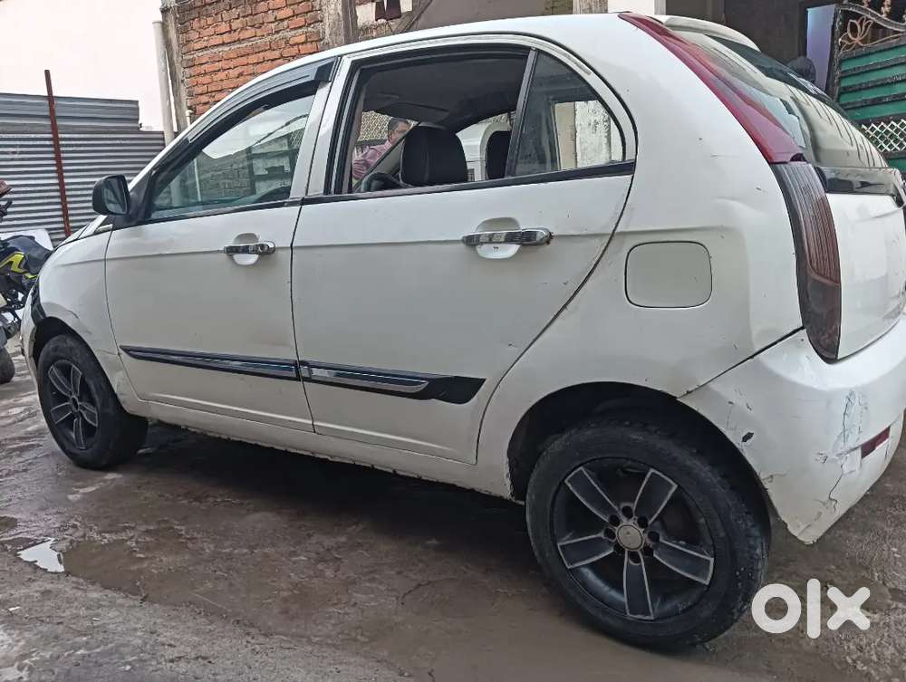Good Condition, 4 Alloy Wheel,