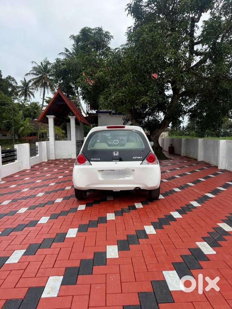 Honda Brio E Mt, 2013, Petrol