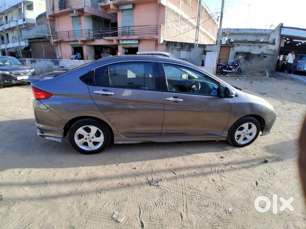 Honda City 2014 Petrol 1.5 V I-vtech Mt - Well Maintained With Less Km