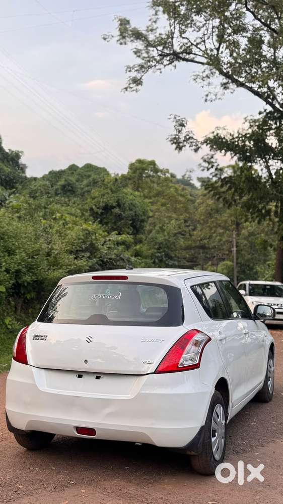 Maruti Suzuki Swift Ddis Vdi, 2011, Petrol