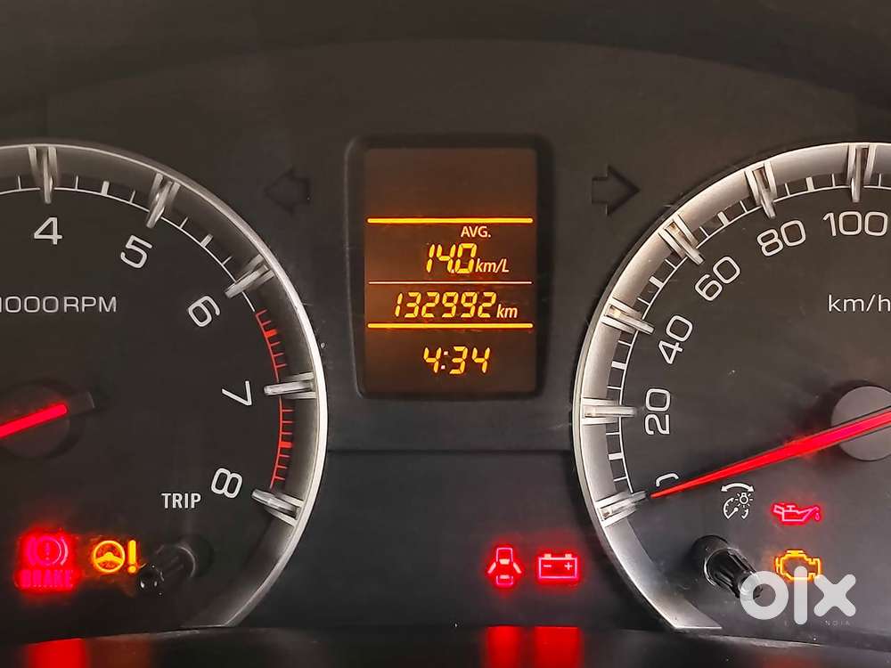 Maruti Suzuki Swift Vxi + Manual, 2014, Petrol