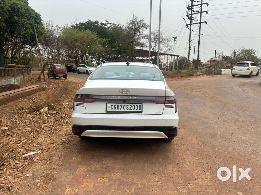 Hyundai New Verna 2024 Petrol Well Maintained