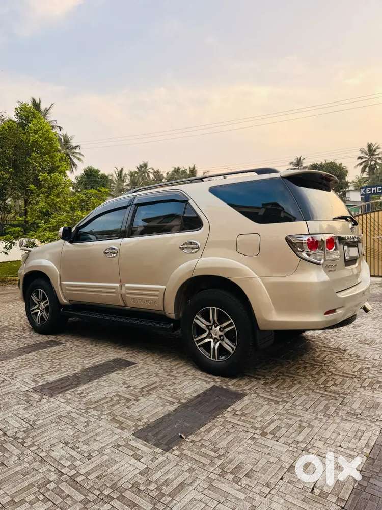 Toyota Fortuner Diesel 2013 December