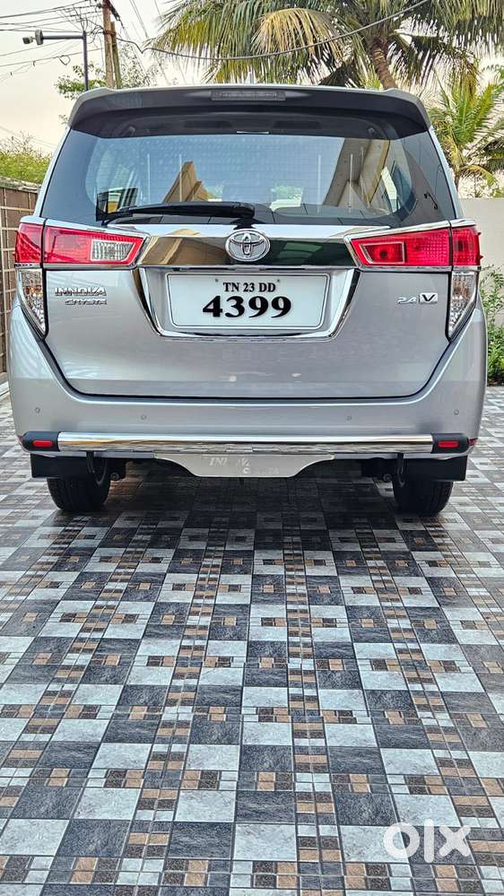 Toyota Innova Crysta 2.4 V 8 Str, 2023, Diesel