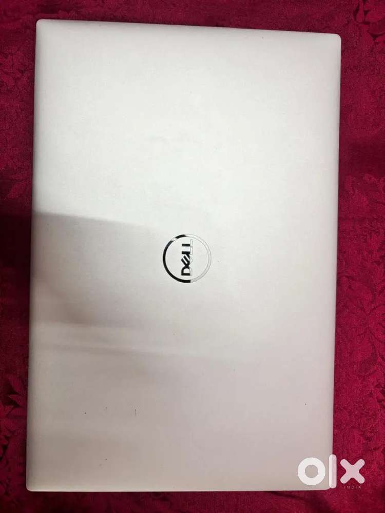 Dell xps 15 9530 i7 13 gen, 32 GB ram, 512 nvme Nvidia rtx 4050