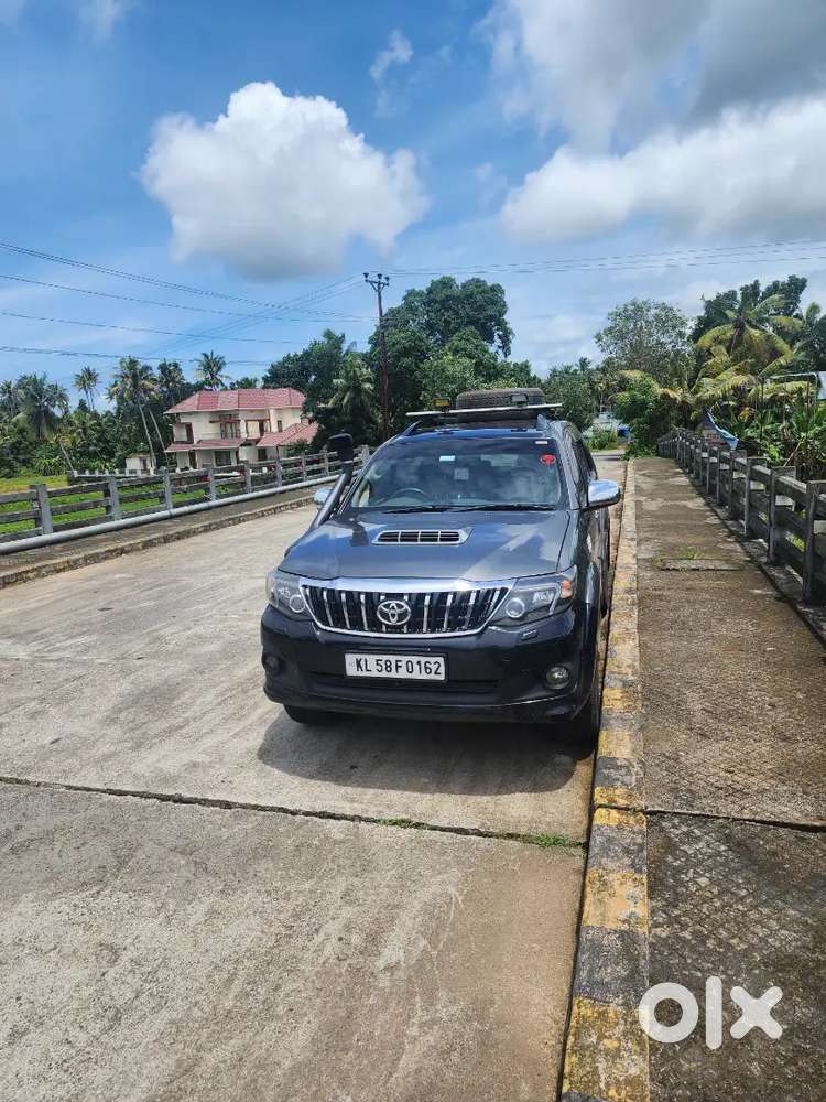 Toyota Fortuner 4 X 4 Manual Transmission