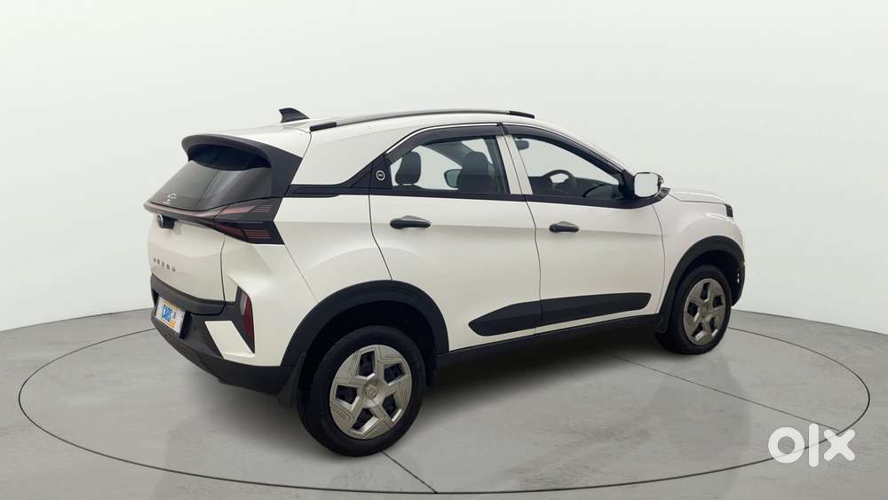 Tata Nexon Smart Plus S 1.2 Revotron Petrol 5 Mt, 2024, Petrol