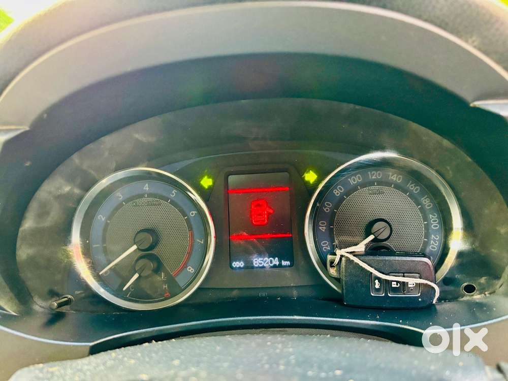 Toyota Corolla Altis Vl, 2015, Petrol