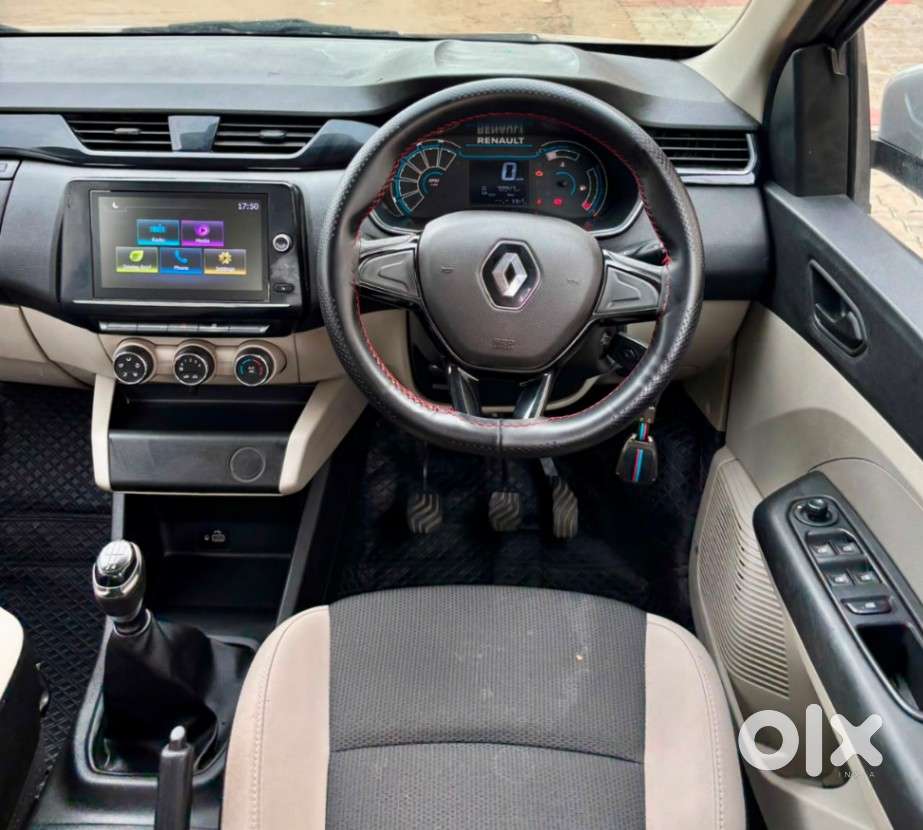 Renault Triber Rxt, 2022, Petrol