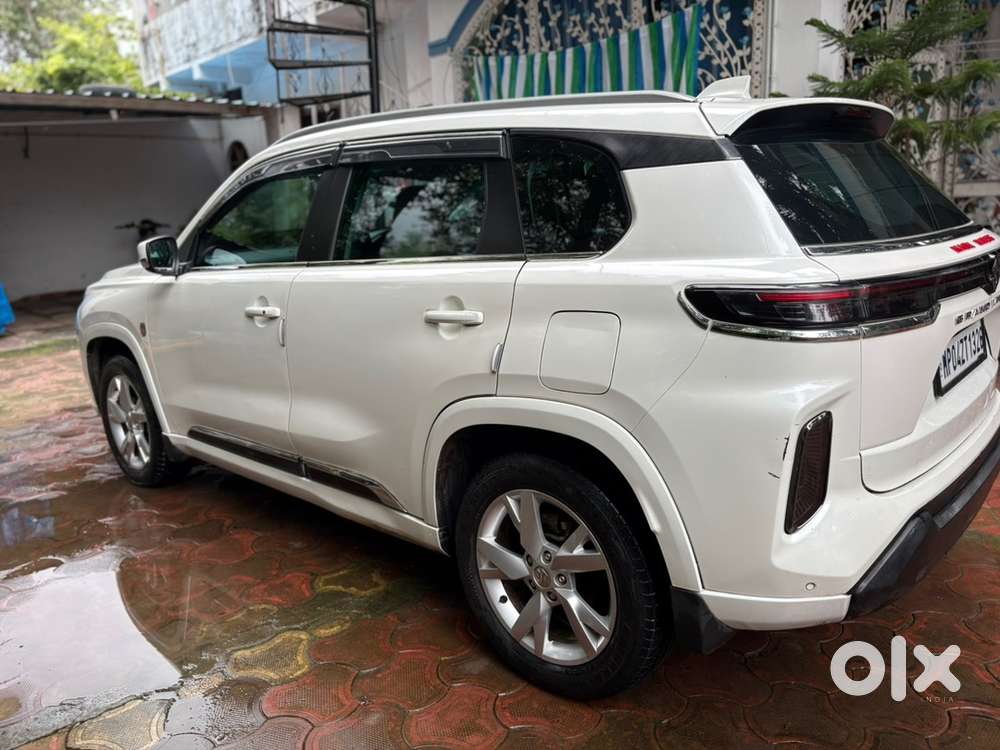 Maruti Suzuki Grand Vitara 2024 Cng & Hybrids 60000 Km Driven