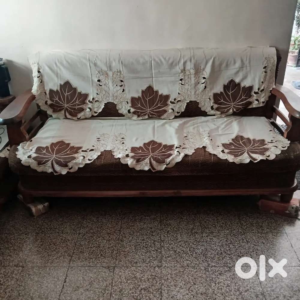 3 seater Maharaja Sofa
