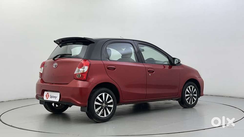 Toyota Etios Liva Vx Dual Tone, 2017, Petrol