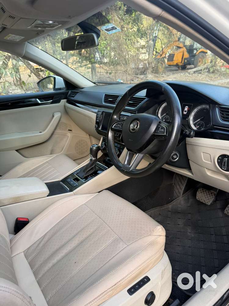 Skoda Superb Lk 1.8 Tsi At, 2017, Petrol