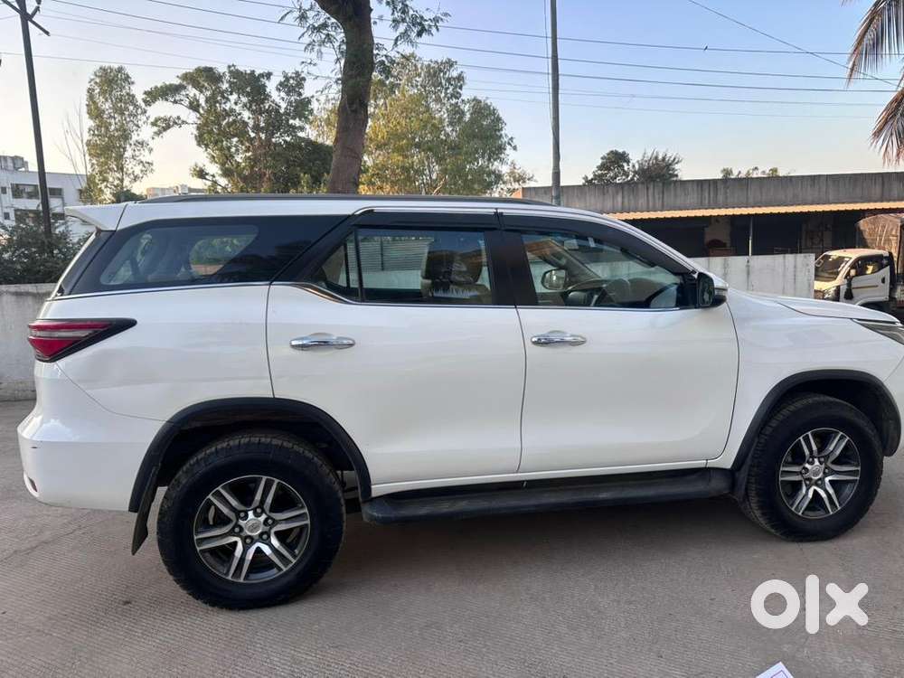 Toyota Fortuner 2022 Diesel 75000 Km Driven