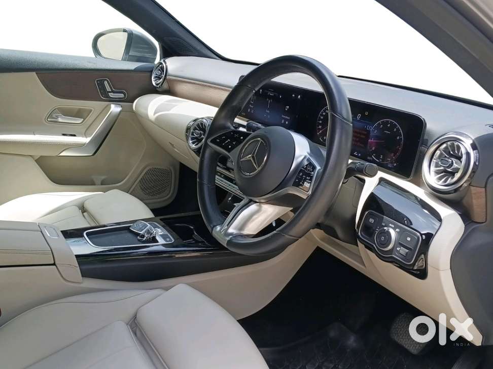 Mercedes-benz A-class Limousine 200, 2023, Petrol