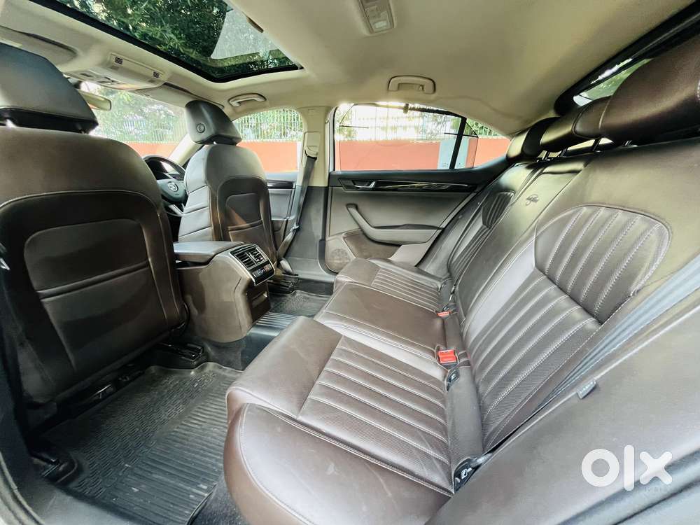 Skoda Superb L&k 2.0 Tdi At, 2019, Diesel