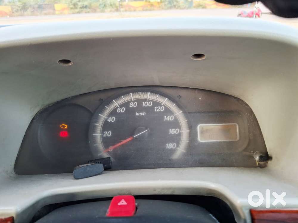 Maruti Suzuki Eeco 7 Seater Standard, 2017