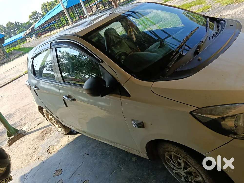 Tata Tiago Revotron 2017