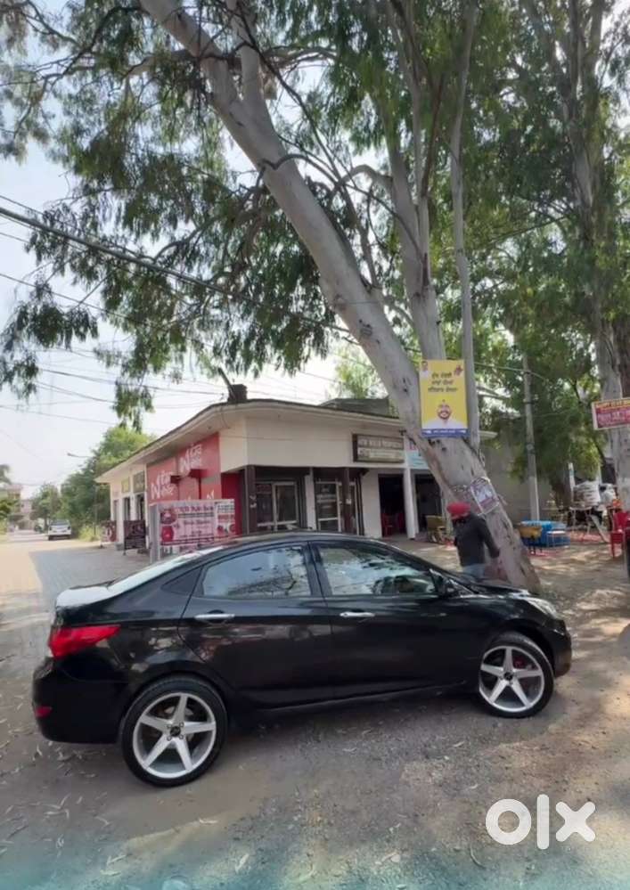 Hyundai Fluidic Verna 2014