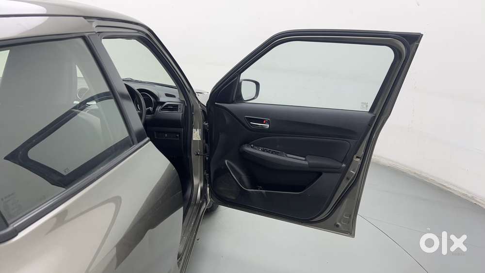 Maruti Suzuki Swift 2018 Vxi, 2022, Petrol