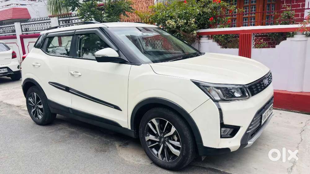 Single Hand Driven Beautiful And Comfortable Car