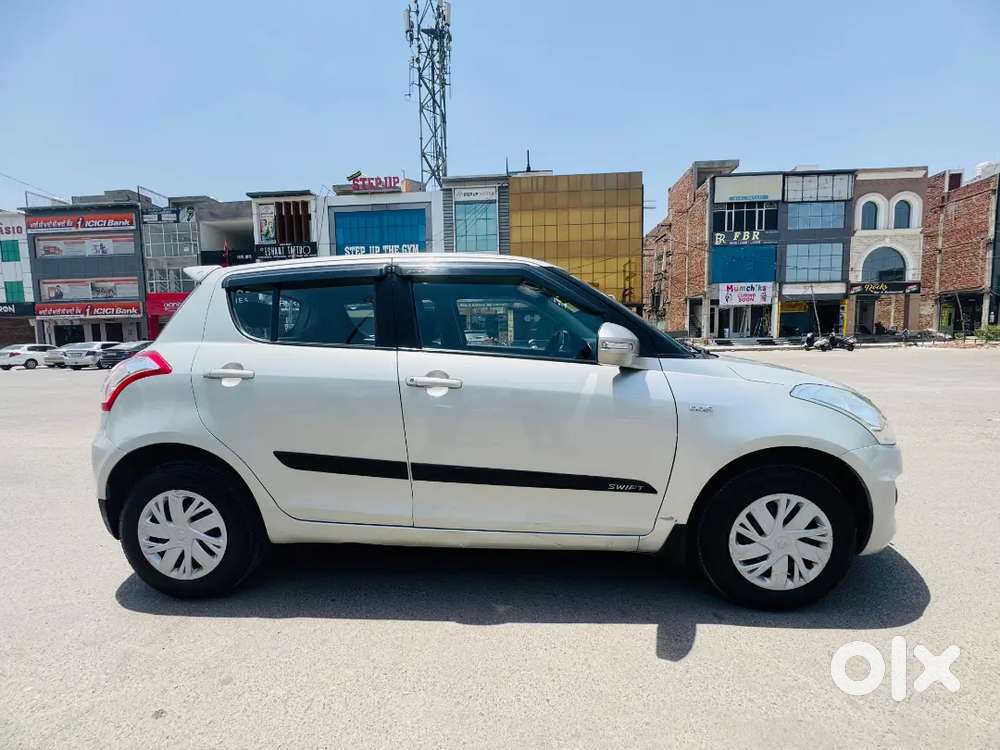 Maruti Suzuki Swift 2017 Diesel 76000 Km Driven