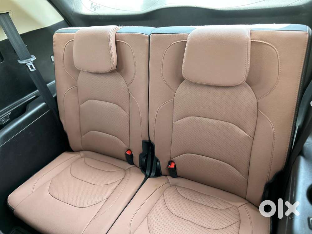 Mg Hector Plus Sharp Pro 1.5 Turbo Petrol Cvt 7 Str, 2024, Petrol