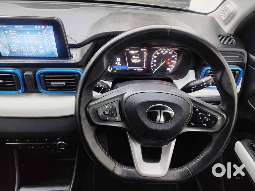 Tata Punch 1.2 Revotron Creative Amt Dual Tone, 2024, Petrol