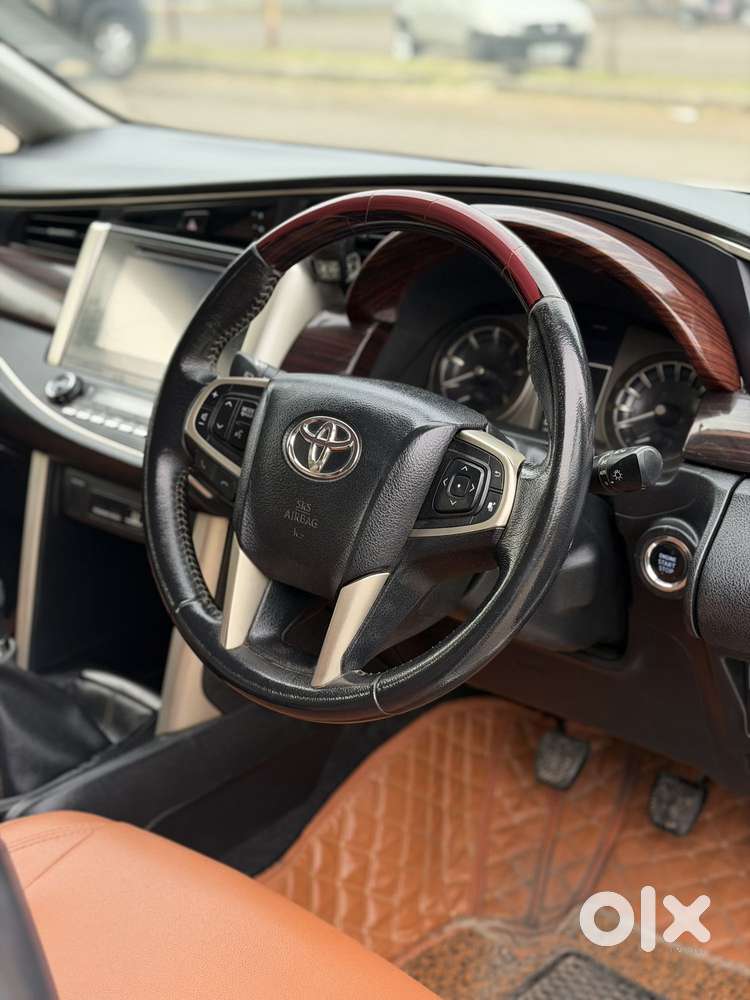 Toyota Innova Crysta 2.4 V 7 Str, 2018, Diesel