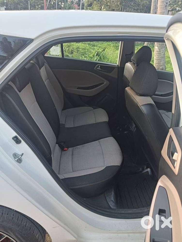 Hyundai Elite I20 1.4 Sportz (o) Crdi, 2016, Diesel