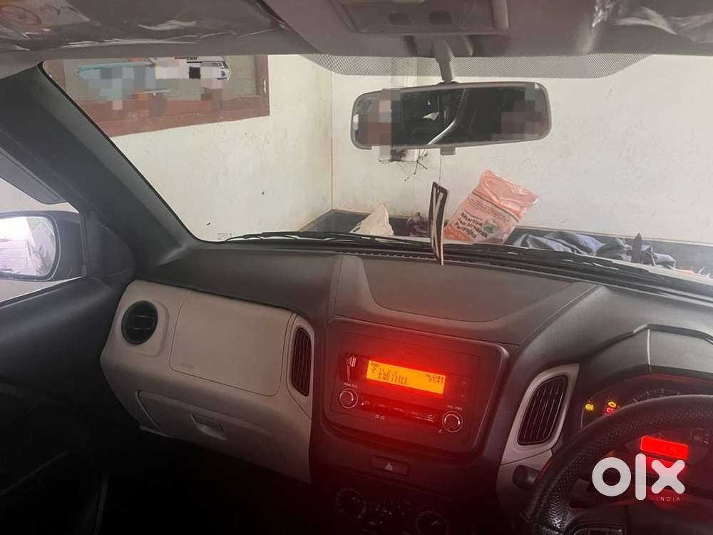2023 Maruti Wagon R Zxi Petrol Manual