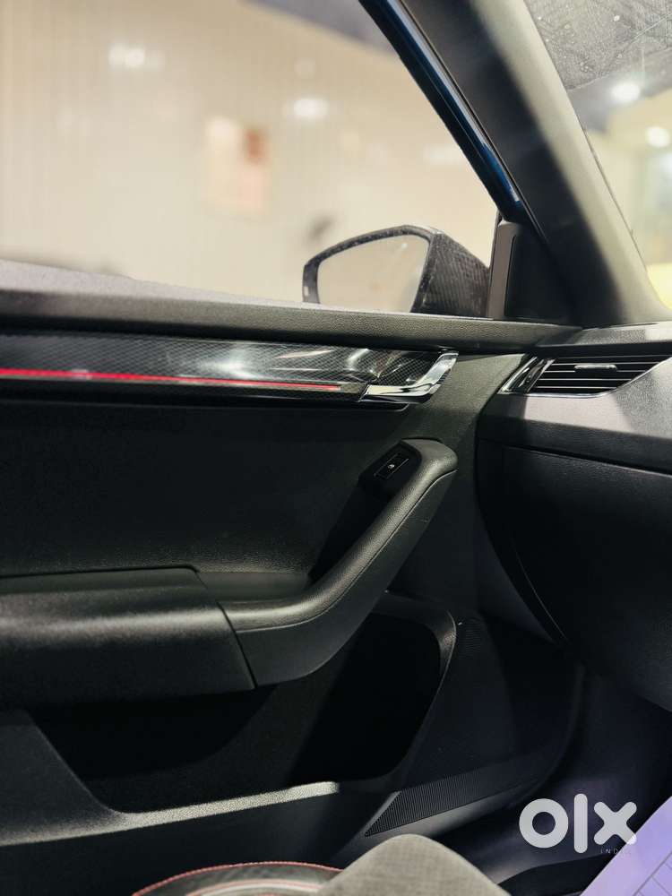 Skoda Octavia 2.0 Rs 245 Tsi, 2018, Petrol