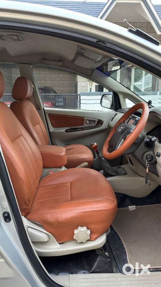 Toyota Innova 2.5 V 7 Str, 2014, Diesel