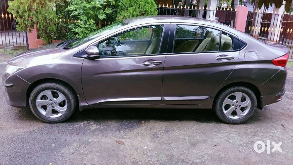 Honda City V Mt, 2015, Petrol
