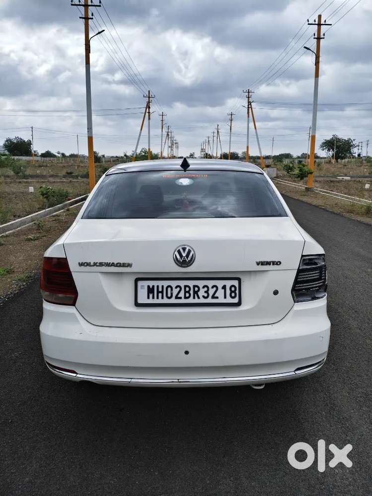 Volkswagen Vento Petrol 2011