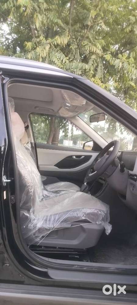 Hyundai Creta 1.5 L Mpi S (o) Mt, 2025