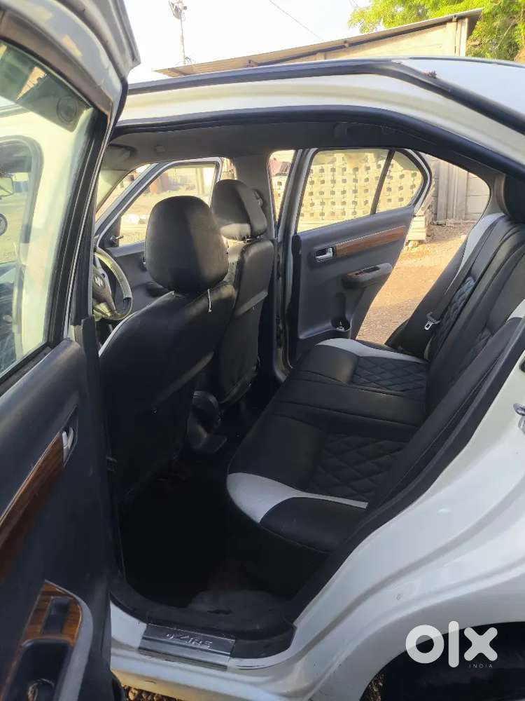 Maruti Suzuki Swift Dzire 2011