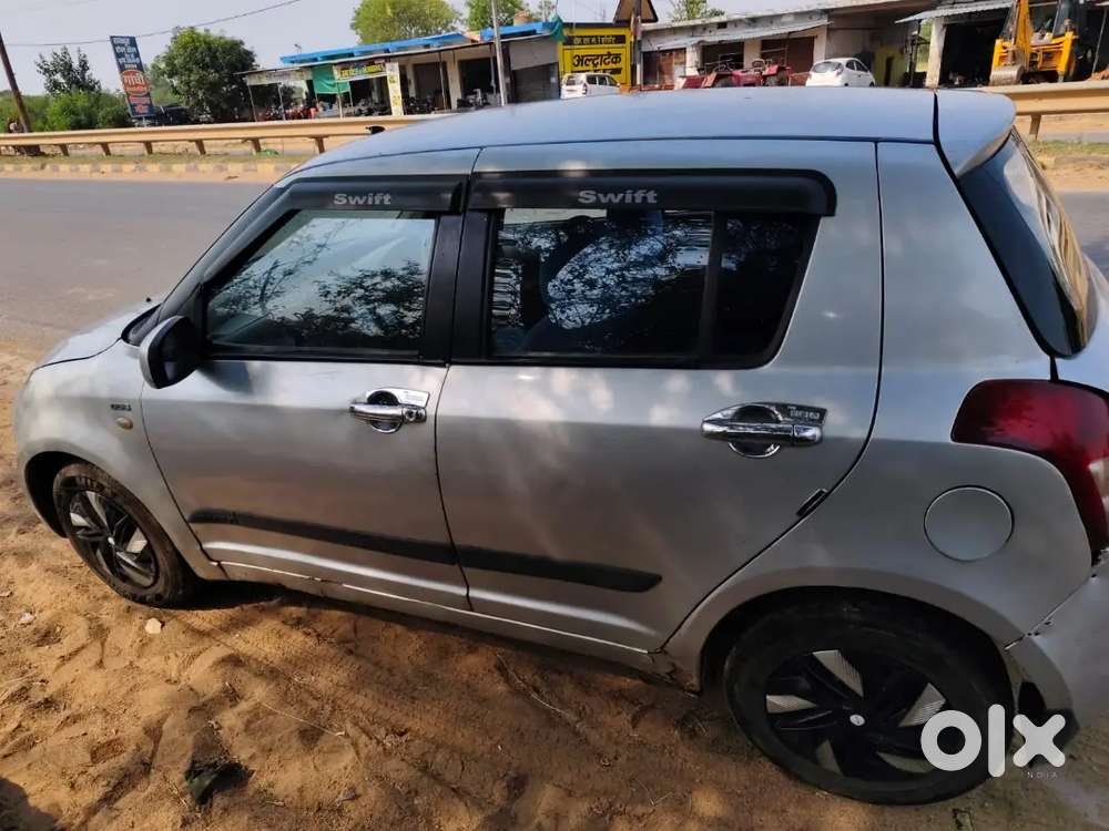 Maruti Suzuki Swift 2010 Diesel 95800 Km Driven
