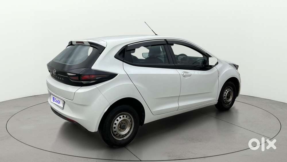 Tata Altroz 1.2 XE Plus Petrol, 2022, Petrol